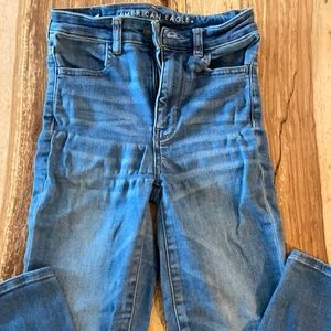 American eagle skinny jeans. High rise. Great condition